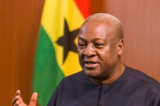 Akufo-Addo’s insistence that chiefs stand up to greet him worrying, disrespectful – Mahama