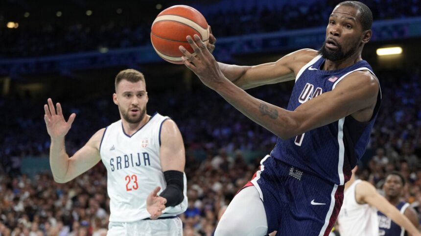 Kevin Durant returns to US lineup, scores 23 points on near-perfect shooting to lead win over Serbia