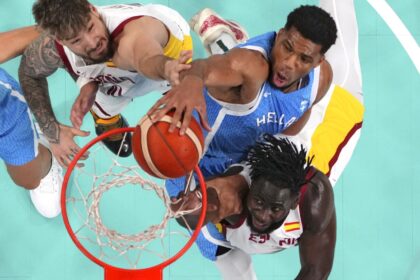 Santi Aldama leads Spain to a 84-77 must-win victory over Greece at the Olympics