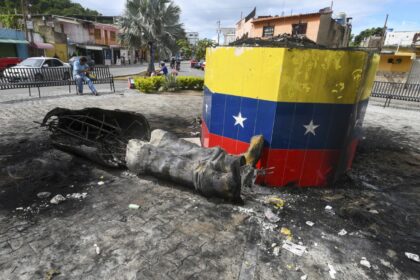 Hugo Chávez statues targeted across Venezuela in post-election unrest