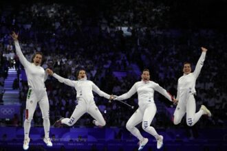 Italy wins gold in women’s team epee fencing to disappoint a passionate French crowd again