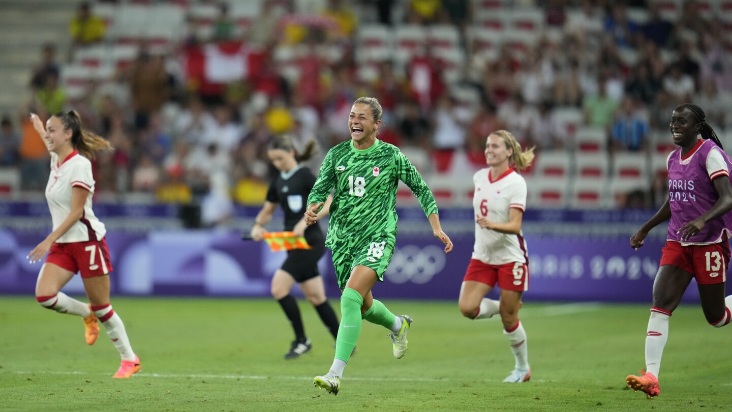 Canada women’s soccer team reaches Olympics QF despite points deduction from drone-spying scandal