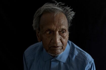 AP PHOTOS: At a home for India’s unwanted elders, faces of pain and resilience