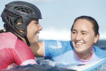 Defending women’s champion loses as Olympic surfing competition resumes with tricky Tahiti swells