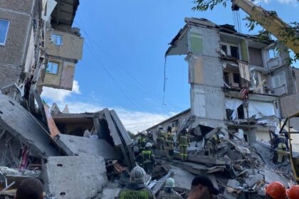 At least 4 dead in apartment block collapse following gas explosion in Russia’s Ural Mountains