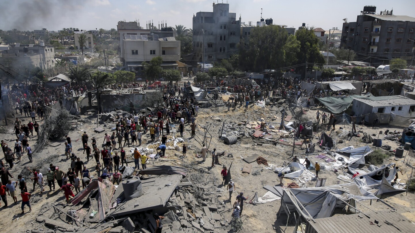 Mourners pay respects to slain Hamas leaders as worries of regional war mount