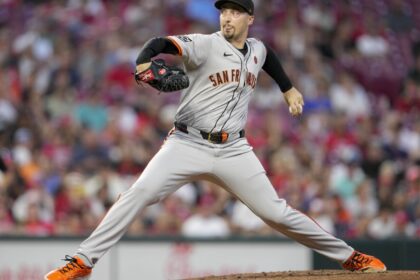 Giants’ Blake Snell throws 1st career no-hitter in 3-0 win over the Reds