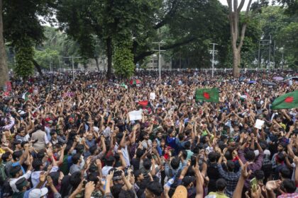 Violence in Bangladesh leaves many people dead, hundreds injured as protests continue