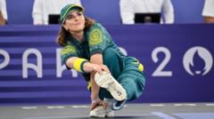 Olympic breaking: Criticism of viral breakdancer Rachael Gunn – Raygun – condemned by Australia team