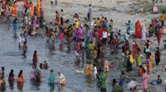 India: 37 children drown during Hindu festival in Bihar