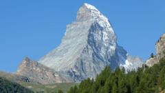 Switzerland and Italy partly redraw border over melting glaciers