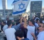 Israeli protesters enter Sde Teiman army base after soldiers held over Gaza detainee abuse