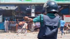 Bangladesh protests: Videos show police violence during protests