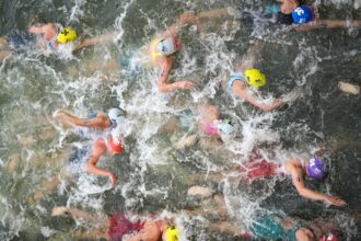 One Extraordinary (Olympic) Photo: David Goldman captures rare look at triathlon swimming