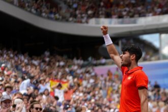 Alcaraz will play Auger-Aliassime in Olympic tennis. Tokyo gold medalist Zverev loses to Musetti