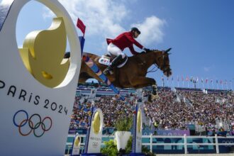 AP PHOTOS: Olympic highlights from Day 6 of the Paris Games