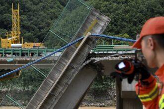 Death toll from bridge collapse in China’s Shaanxi province raised to 38. Two dozen still missing