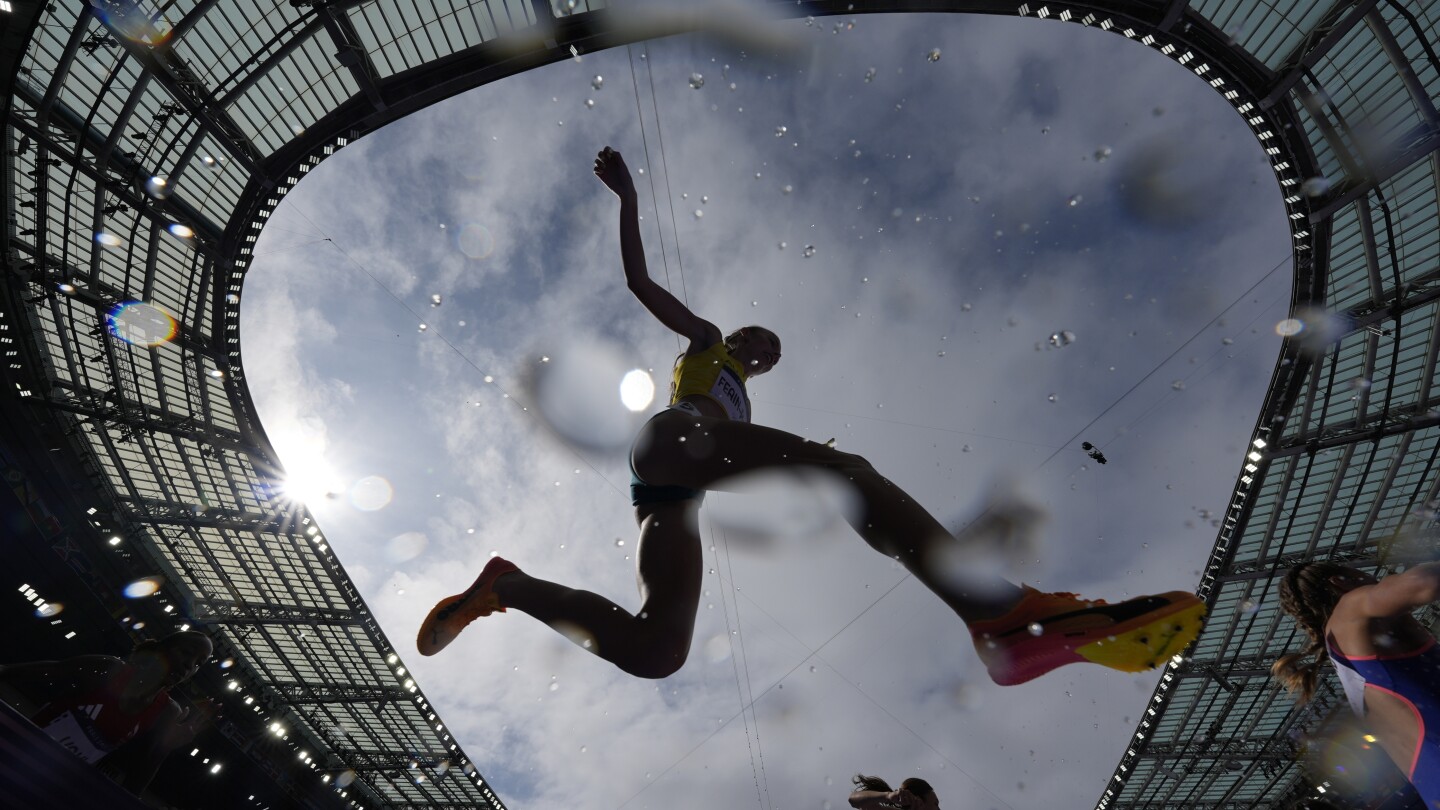 AP PHOTOS: Olympic highlights from Day 9 of the Paris Games