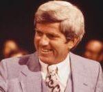 Phil Donahue: Trailblazing talk show host  dies aged 88