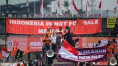 Indonesia: Election law changes spark mass protests