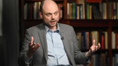 Vladimir Kara-Murza vows to return home to Russia after prisoner swap