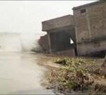 Bihar: Moment building collapses into flooded river in India